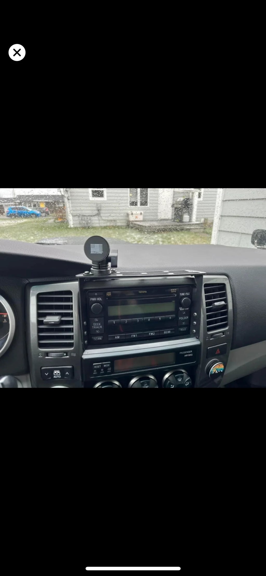 Toyota 4Runner Dash Mount — 2003–2009