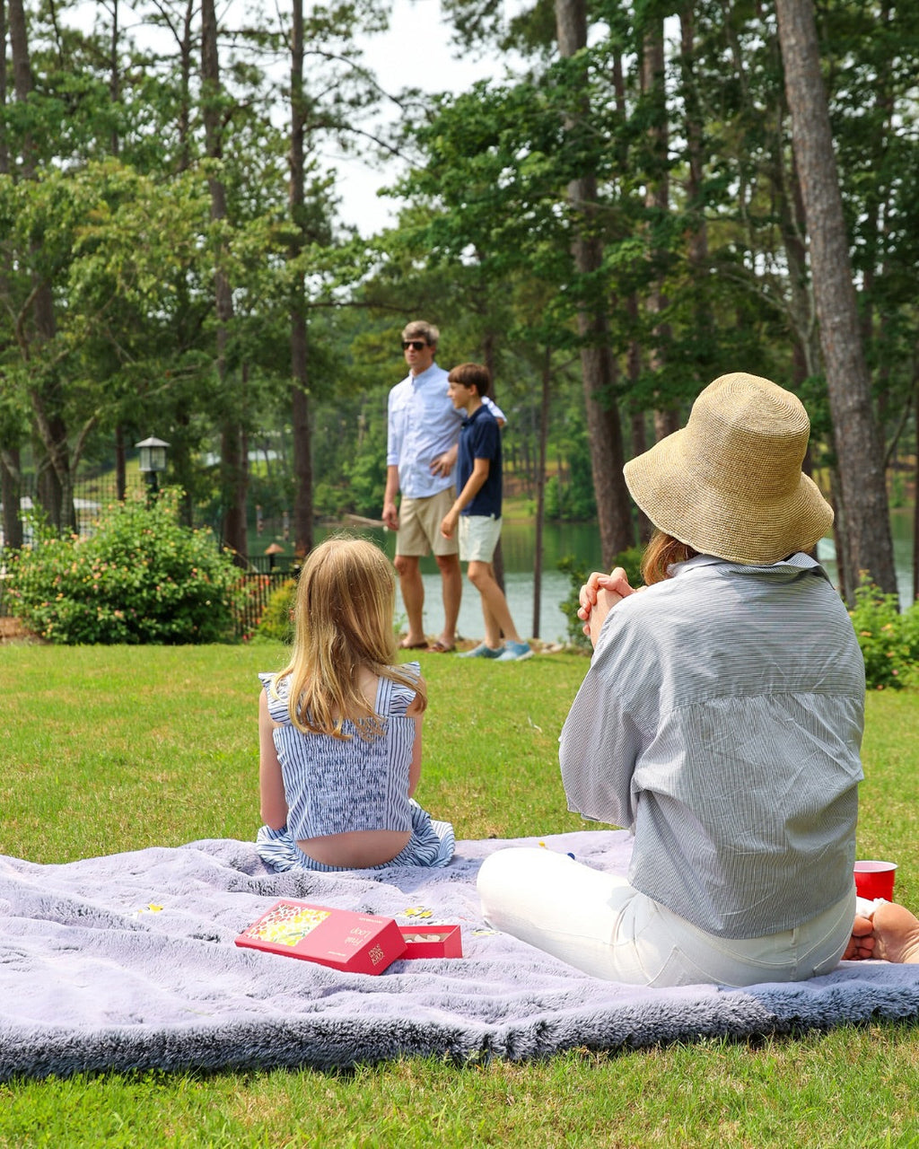 Waterproof Windproof Large Outdoor Blanket