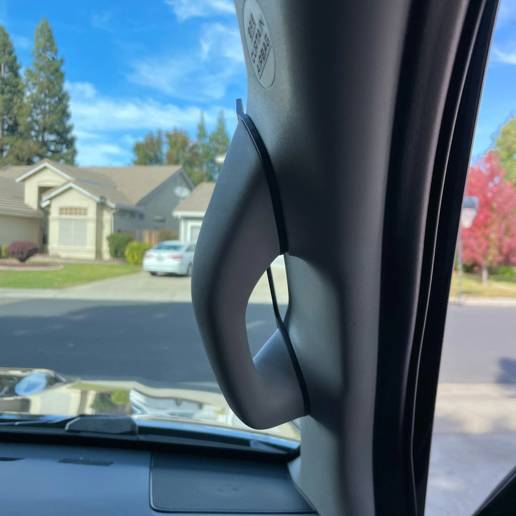 Lexus GX460 A-Pillar Mount — 2010–2023