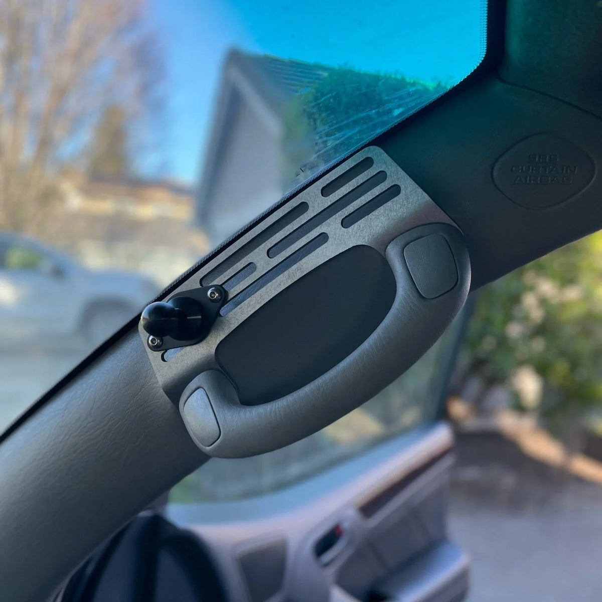Lexus GX470 A-Pillar Mount — 2003–2009