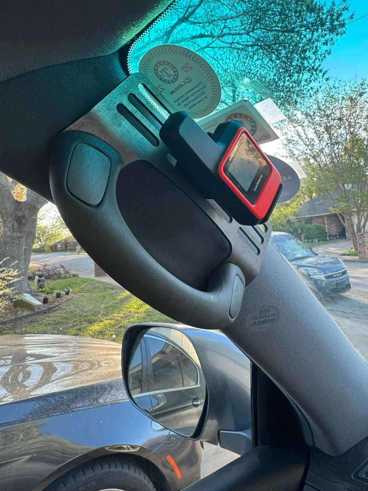 Lexus GX470 A-Pillar Mount — 2003–2009