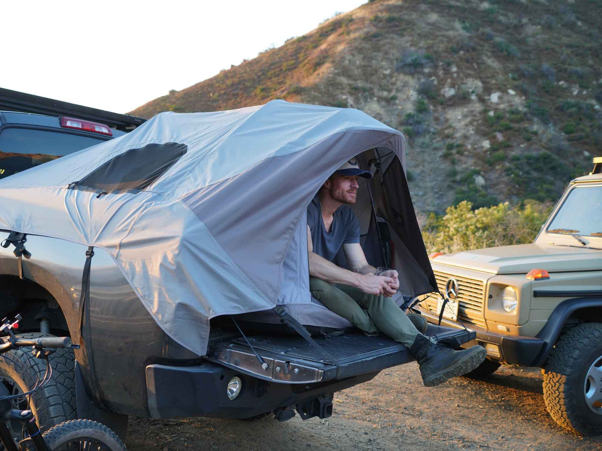 REV PICKUP TRUCK TENT (g2)