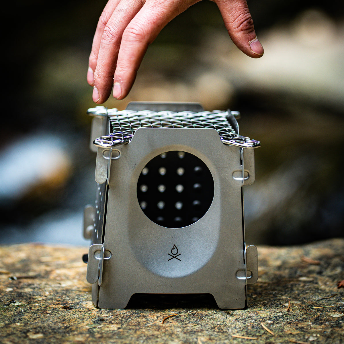 Stöker Flat-Pack Camp Stove